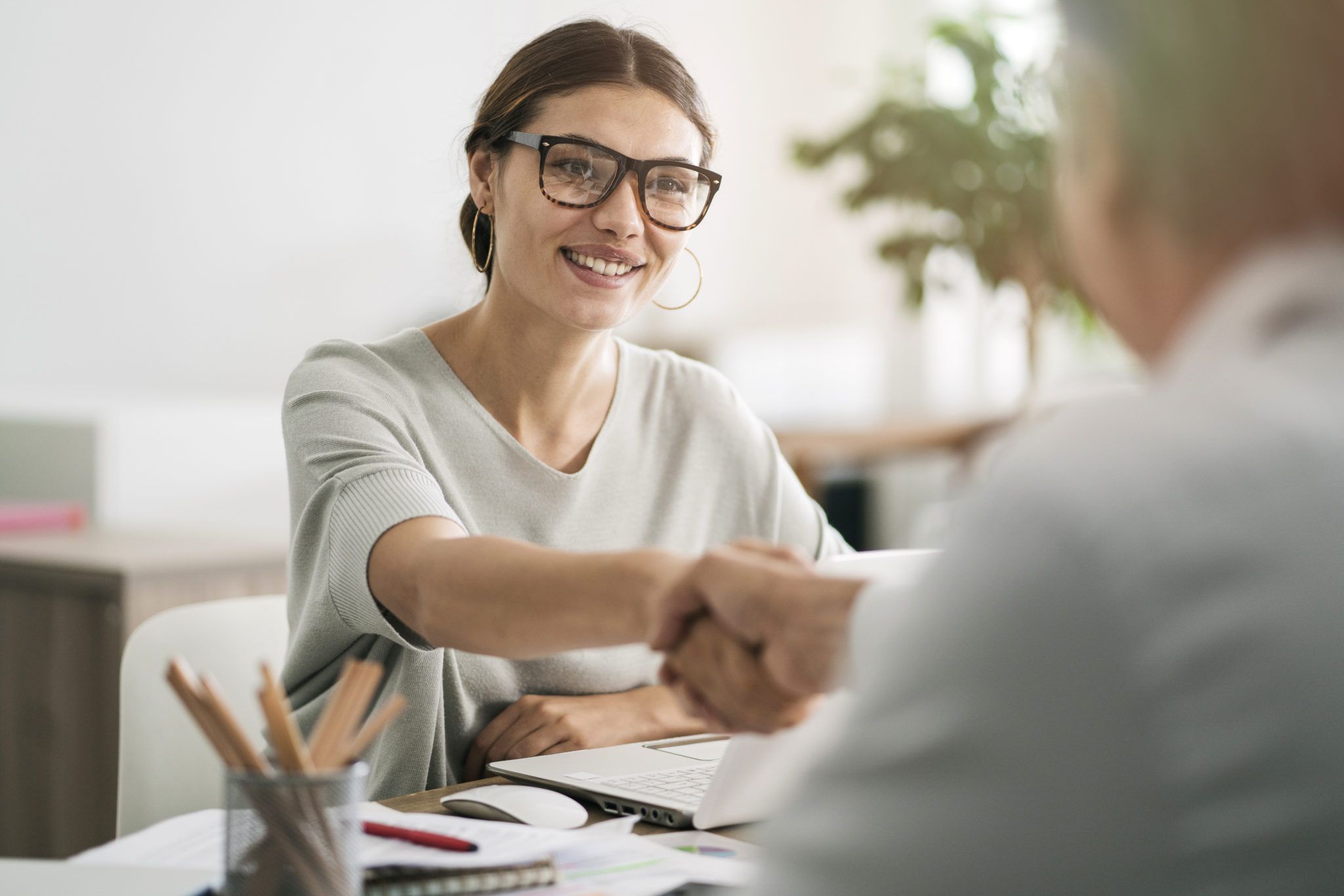 7 Essential Must Haves for the Interviewing Woman